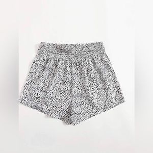 shirred waist dalmatian shorts